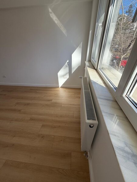 Titan 3 minute metrou si parc Al. Zavideni.